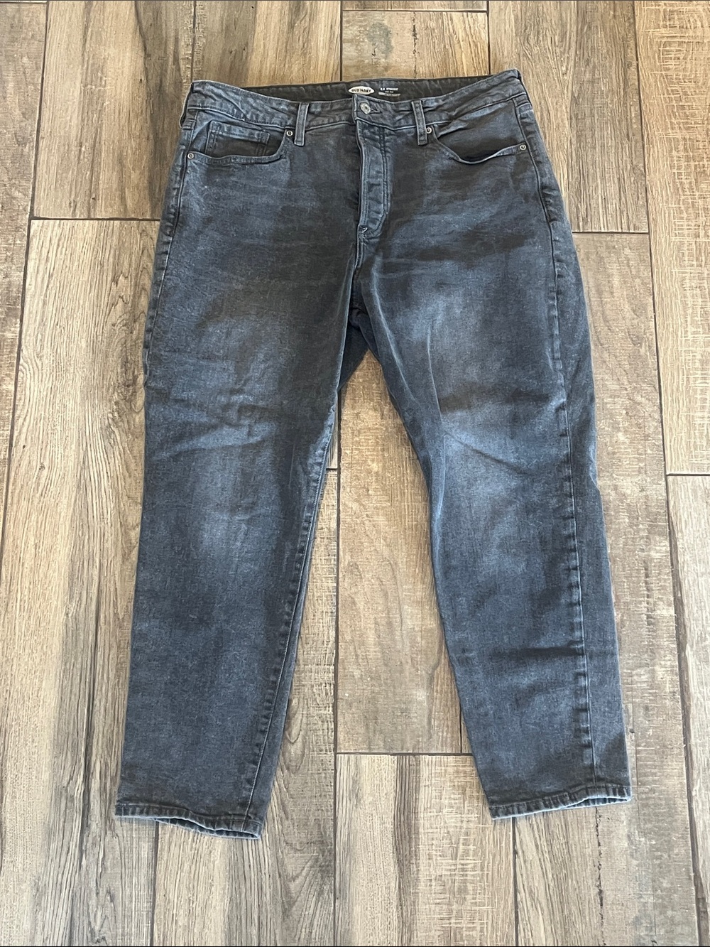 Old Navy Women's Washed Black Straight Leg Jeans
